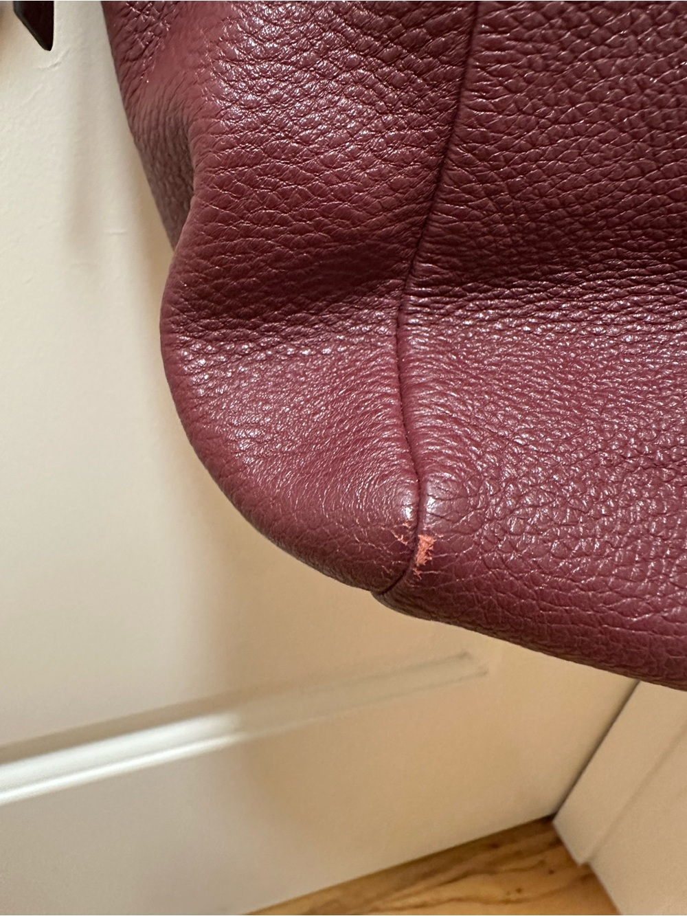 Fossil Sydney Burgundy Pebbled Leather Tote - Picture 4 of 8